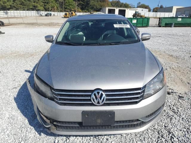 2014 Volkswagen Passat SE