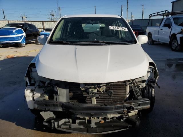 2010 Nissan Versa S