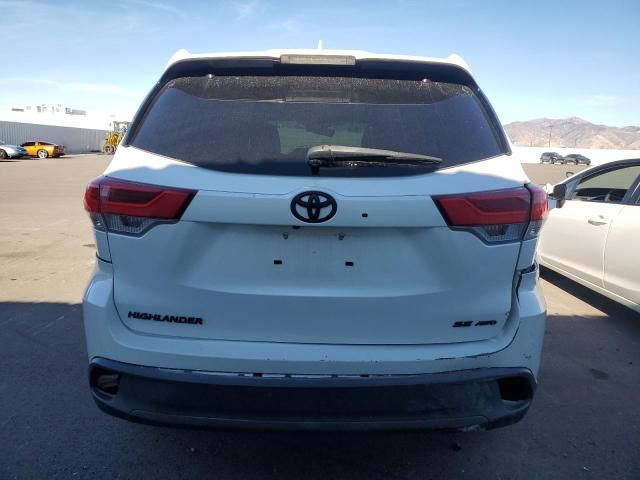 2018 Toyota Highlander SE