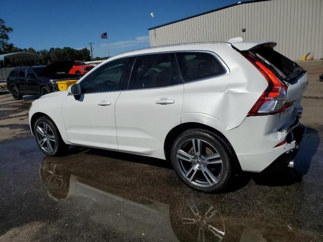 2020 Volvo XC60 T5 Momentum