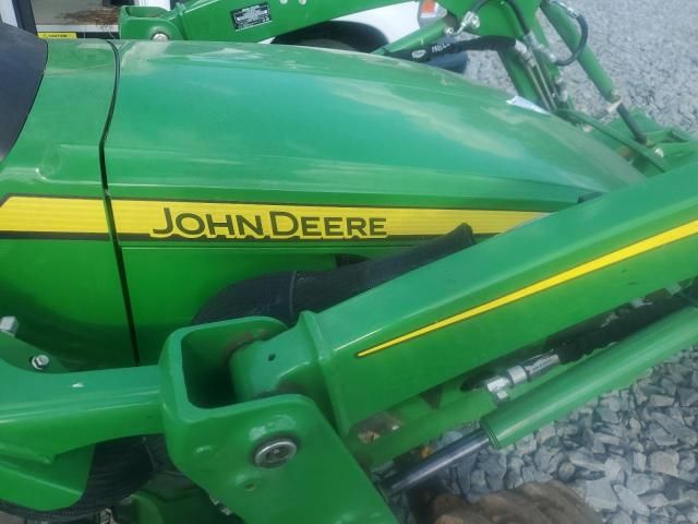 2022 John Deere 3038E