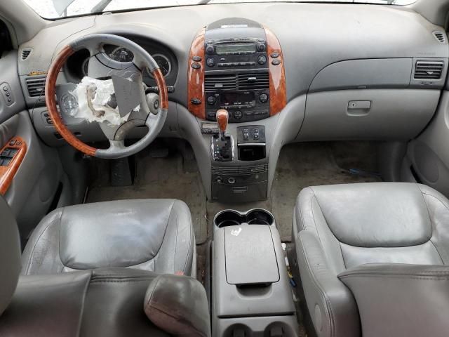 2006 Toyota Sienna XLE