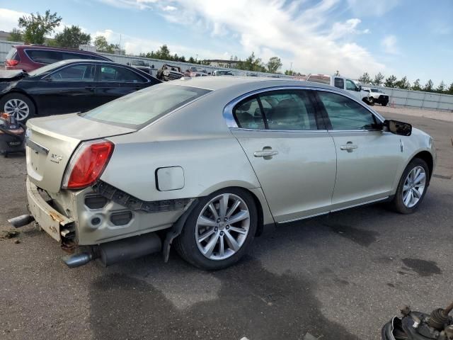 2011 Lincoln MKS