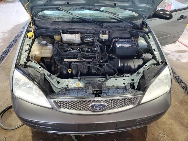 2005 Ford Focus ZX4