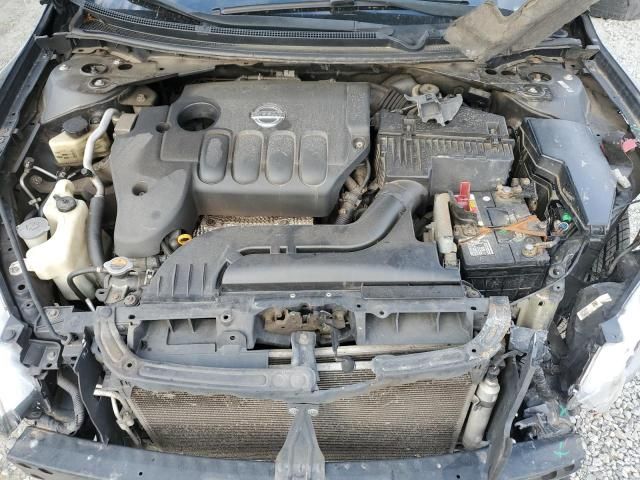 2010 Nissan Altima Base