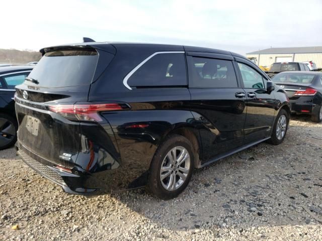 2021 Toyota Sienna XSE