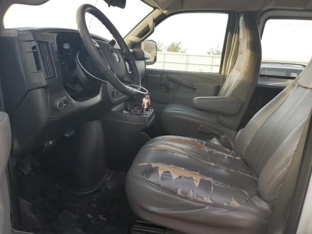 2016 Chevrolet Express G2500