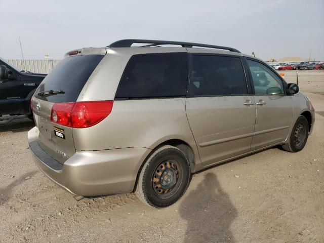 2009 Toyota Sienna CE