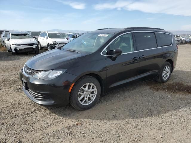 2020 Chrysler Voyager LXI