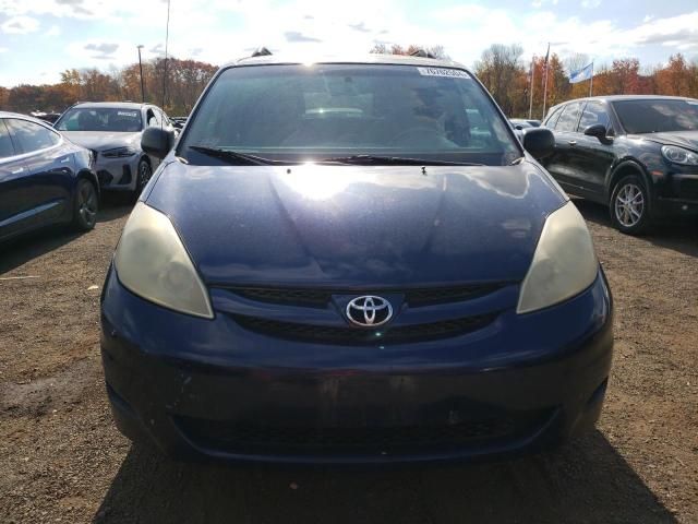 2006 Toyota Sienna LE