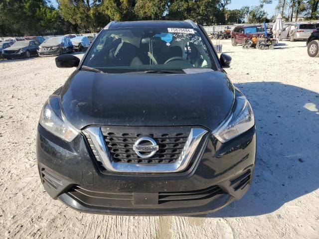 2020 Nissan Kicks SV