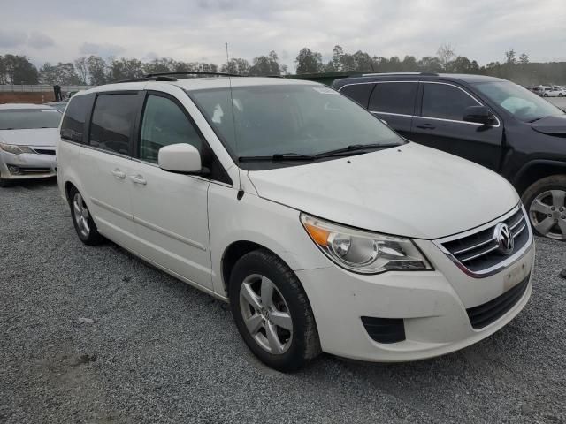 2009 Volkswagen Routan SE