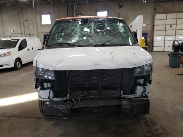 2020 GMC Savana G2500