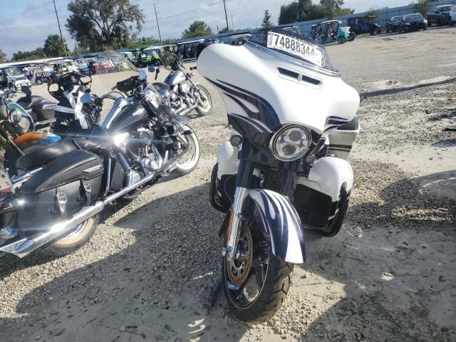 2016 Harley-Davidson Flhxse CVO Street Glide