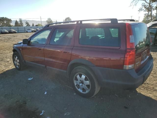 2004 Volvo XC70