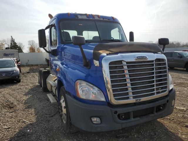 2014 Freightliner Cascadia 125