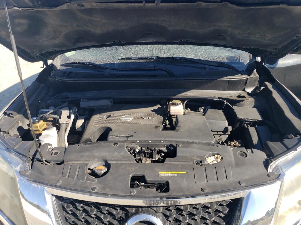 2013 Nissan Pathfinder s