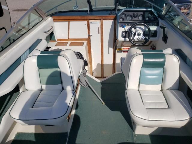 1989 Sea Ray Boat