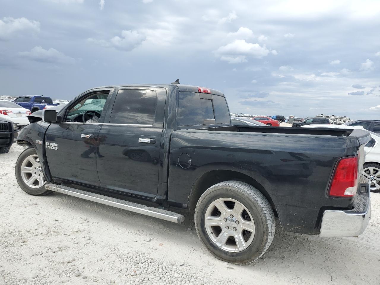 2017 Dodge Ram 1500 slt