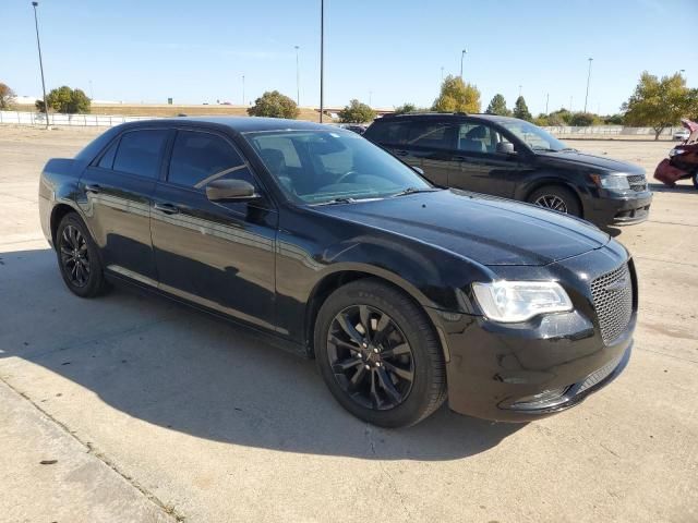 2019 Chrysler 300 Limited