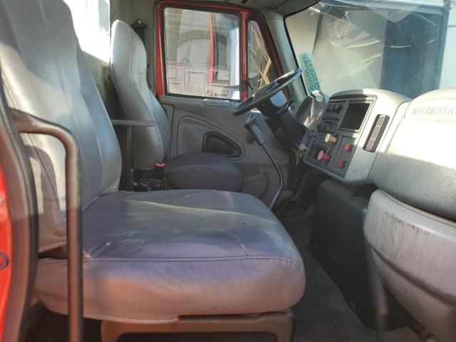 2003 International 4000 4300