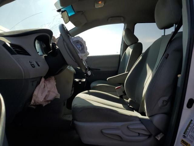 2011 Toyota Sienna