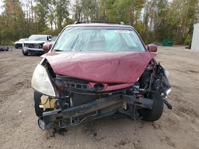 2006 Toyota Sienna CE