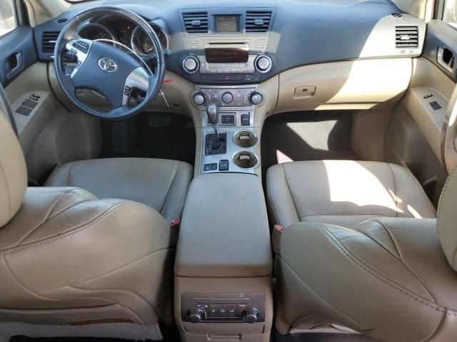 2011 Toyota Highlander Base