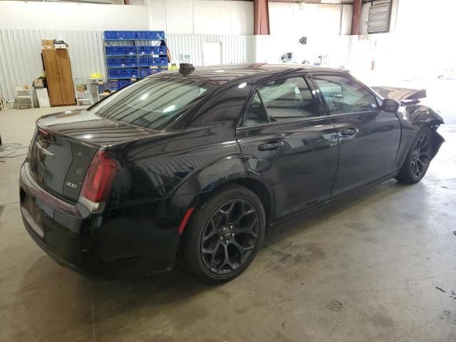 2019 Chrysler 300 Touring