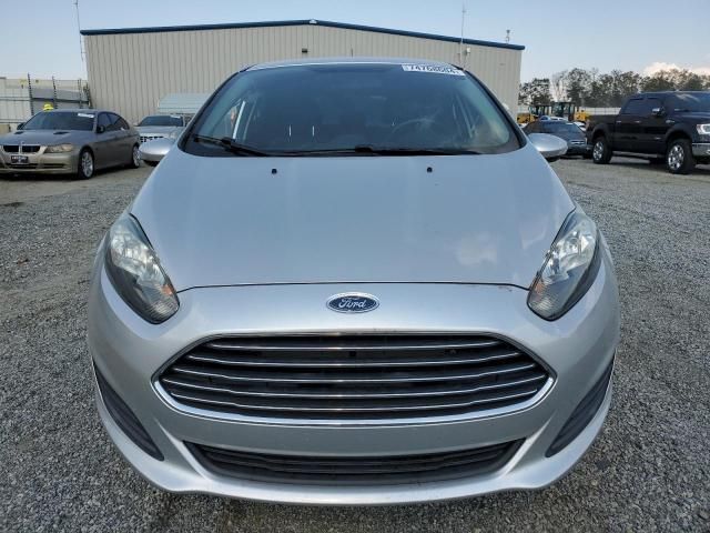 2016 Ford Fiesta SE