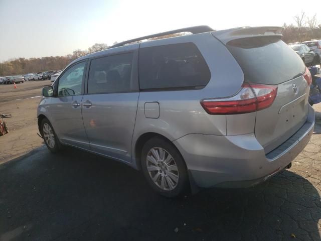 2016 Toyota Sienna XLE