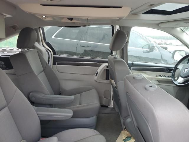 2009 Volkswagen Routan SE