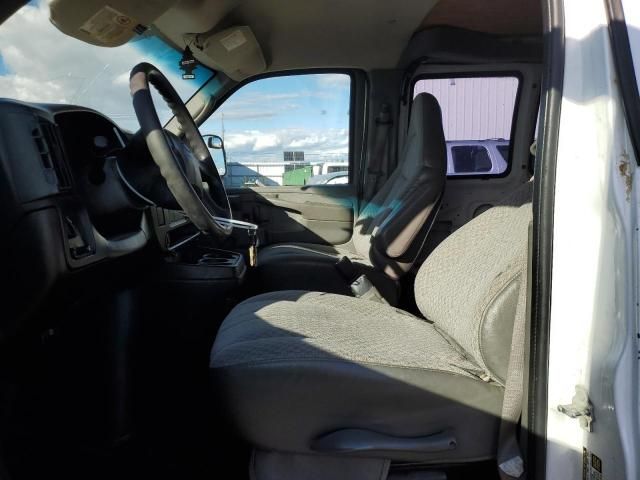 2005 Chevrolet Express G2500