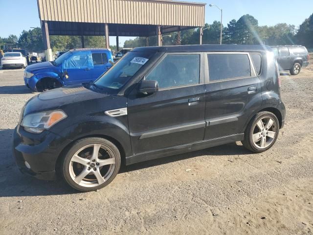 2010 KIA Soul +