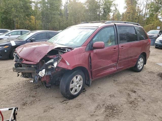 2006 Toyota Sienna CE