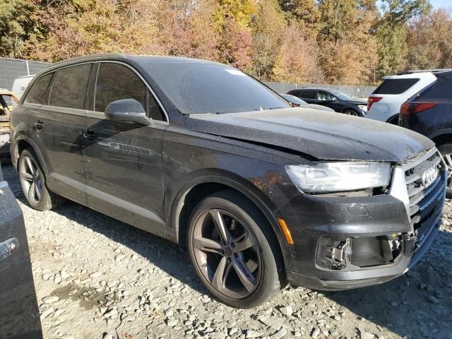 2019 Audi Q7 Prestige