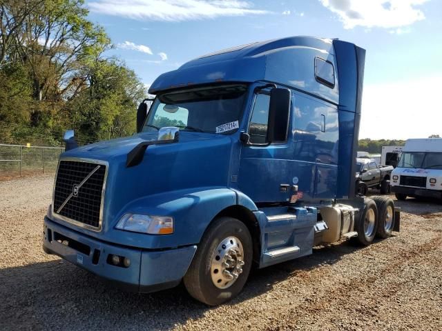 2018 Volvo VNM