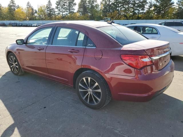 2012 Chrysler 200 Touring