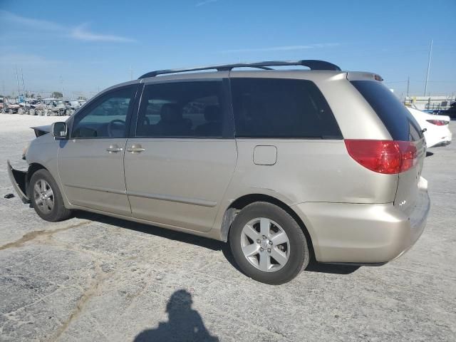 2008 Toyota Sienna XLE