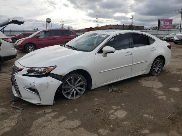 2016 Lexus ES 300H