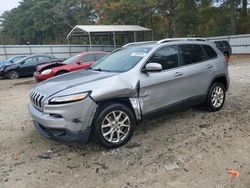 Jeep Grand Cherokee salvage cars for sale: 2017 Jeep Cherokee Latitude