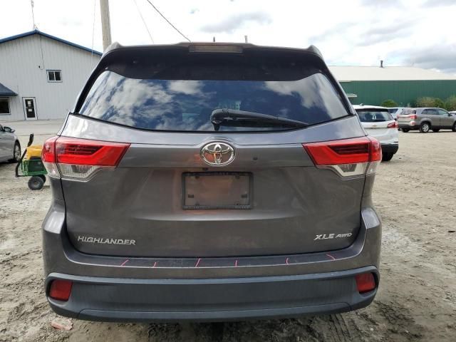 2018 Toyota Highlander SE