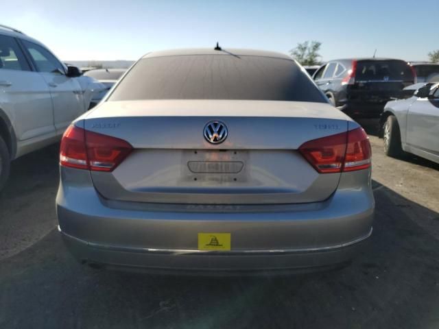 2014 Volkswagen Passat SEL