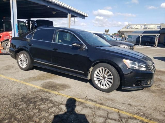 2016 Volkswagen Passat SE