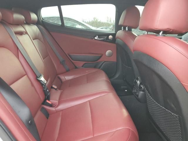 2022 KIA Stinger GT Line