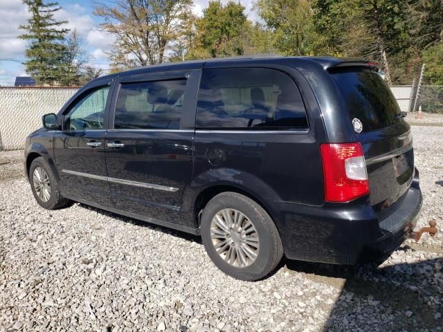 2015 Chrysler Town & Country Touring L