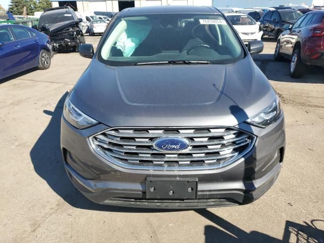 2021 Ford Edge SE