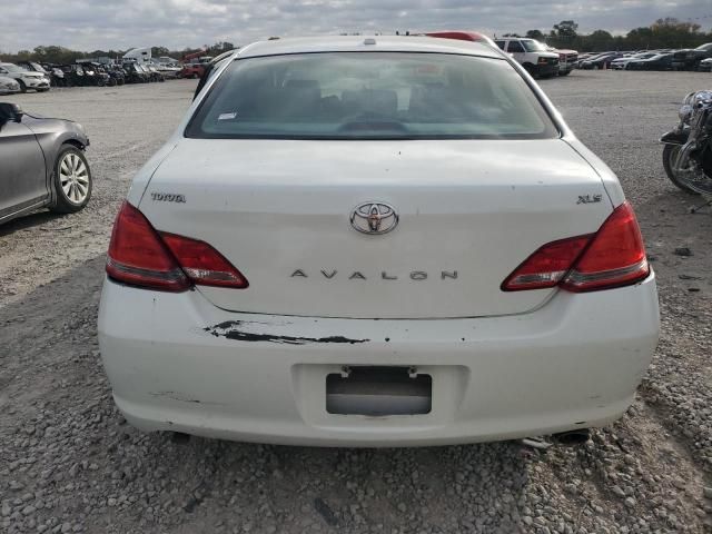 2010 Toyota Avalon XL