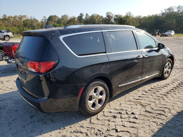 2017 Chrysler Pacifica Touring L Plus