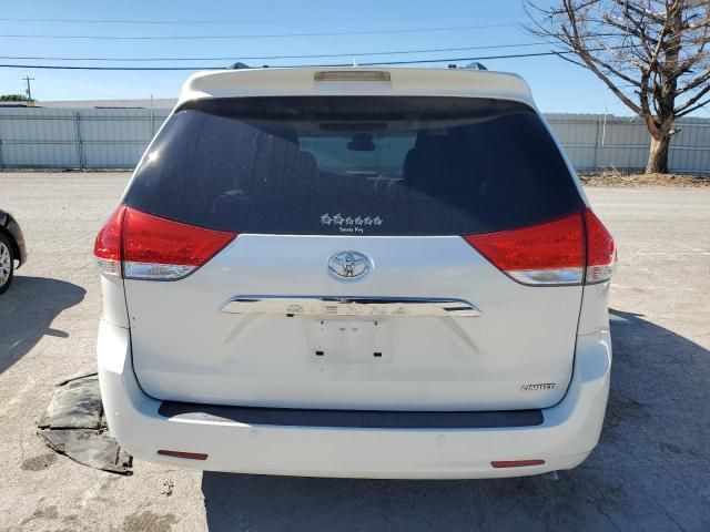 2012 Toyota Sienna XLE